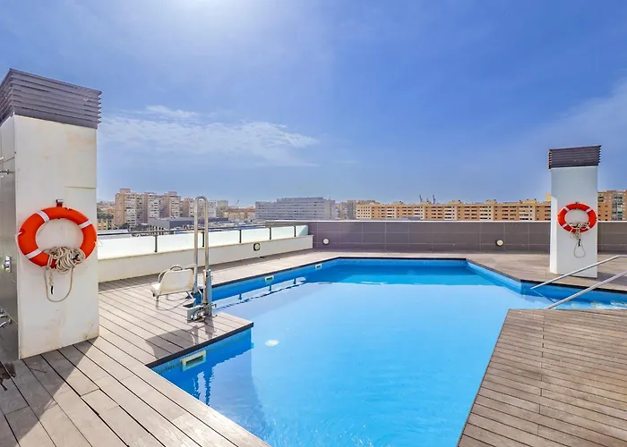 Cubo's La Union Pool Optional Parking * Μάλαγα